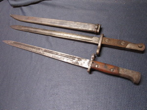 Pair Bayonets