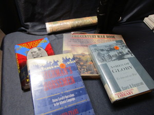 Civil War Books, Statue