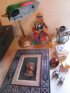 Desk Lamp, Knick Knacks