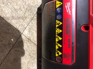 Milwaukee M12 12-Volt Lithium-Ion Cordless Compact Spot Blower (Tool-Only)