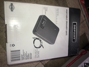 Defiant Portable Safe Combo