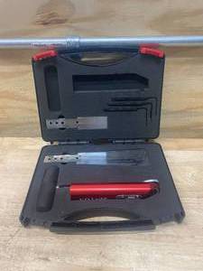 lot 35 image: SINTON Windshield Removal Tool