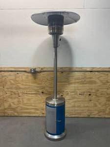 lot 40 image: STYLE SELECTIONS 48000-BTU Stainless Steel Floorstanding Liquid Propane Patio Heater