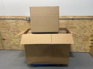 lot 97 image: Lot of 24x14x14 Shipping Boxes