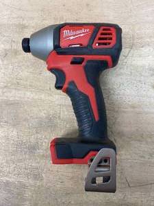 lot 20 image: MILWAUKEE M18 18-Volt Lithium-Ion Cordless 14 in. Hex Impact Driver (Tool-Only)