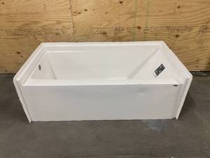 lot 73 image: MAAX Vellamo 31.25-in W x 60-in L White Acrylic Rectangular Left Drain Alcove Soaking Bathtub