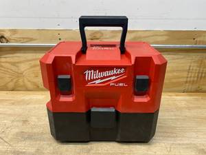 lot 90 image: MILWAUKEE M12 FUEL 12-Volt Lithium-Ion Cordless 1.6 Gal. WetDry Vacuum (Tool-Only)