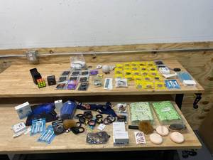 lot 123 image: Lot of Miscellaneous Amazon Items