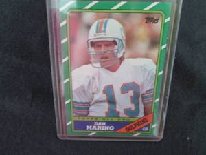 lot 28 image: 28. 1986 Topps Dan Marino...