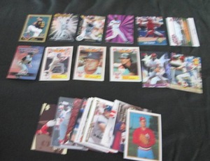 lot 128 image: 128. 40 Baseball Insert Cards...