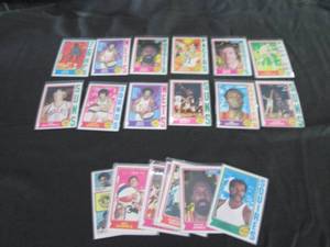 lot 131 image: 131. 1974-75 Topps Basketballl Card...