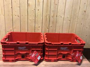 Milwaukee PACKOUT 18.6 in. Tool Storage Crate Bin with Carrying Handles and 50 lbs. Weight Capacity Customer Returns See Pictures