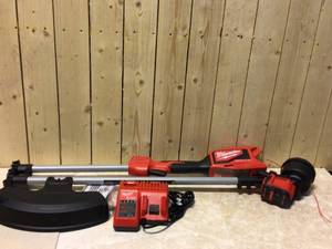 Milwaukee M18 18-Volt Lithium-Ion Brushless Cordless String Trimmer Kit with 6.0 Ah Battery and Charger Customer Returns See Pictures