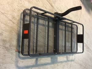 BLACK TRAY BASKET Customer Returns See Pictures