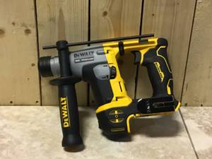 DEWALT DCH172B ULTRA COMPACT HAMMER Customer Returns See Pictures
