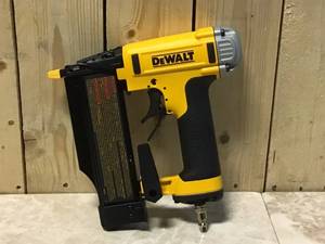 DEWALT 23-Gauge 2 in. Pin Nailer Customer Returns See Pictures