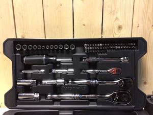 Husky Mechanics Tool Set in Connect Trays (270-Piece) Customer Returns See Pictures