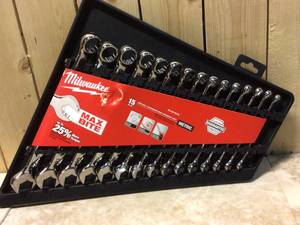 Milwaukee Combination Metric Wrench Mechanics Tool Set (15-Piece) Customer Returns See Pictures