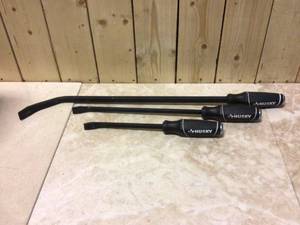 Husky Pry Bar Set (3-Piece) Customer Returns See Pictures