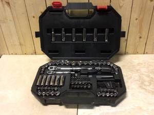 Husky Mechanics Tool Set (94-Piece) Customer Returns See Pictures