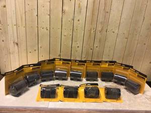 Lot of Original Equipment Air Filter for 382cc Wide Area Lawn Mower Engine OE# 937-05066, 737-05066 Customer Returns See Pictures