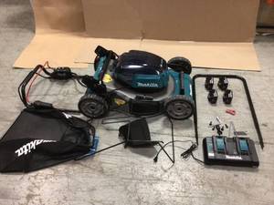 21 in. 18-Volt X2 (36-Volt) LXT Lithium-Ion Cordless Walk Behind Self Propelled Lawn Mower Kit with 4 Batteries (5.0 Ah) by Makita Customer Returns See Pictures