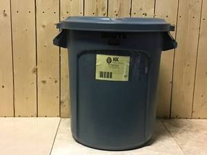 BRUTE 10 GAL Customer Returns See Pictures