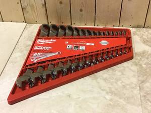 Milwaukee Combination SAE Wrench Mechanics Tool Set (15-Piece)&nbsp&nbspCustomer Returns See Pictures