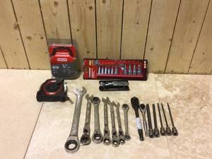 MIX LOT OF HUSKY TOOLS&nbsp&nbspCustomer Returns See Pictures