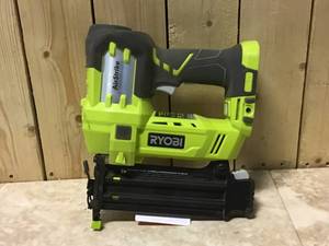 RYOBI ONE 18V Cordless AirStrike 18-Gauge Brad Nailer (Tool Only) with Sample Nails&nbsp&nbspCustomer Returns See Pictures