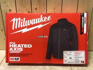 MILWAUKEE  M12 Heated AXIS Jacket Kit XL (Black) Item No.203B-21XL&nbsp&nbspCustomer Returns See Pictures