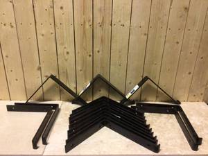 Crates &amp Pallet 12 in. Black Steel Shelf Bracket for Wood Shelving&nbsp&nbspCustomer Returns See Pictures