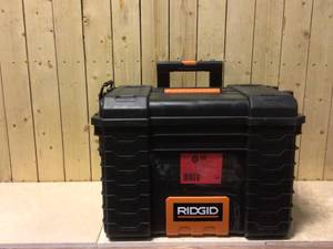 lot 99 image: RIDGID PRO TOOL BOX Customer Returns See Pictures