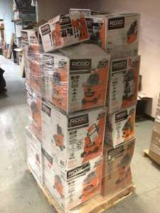 lot 114 image: Pallet of Ridgid WetDry  Shop Vacs Various Sizes and Conditions See Pictures