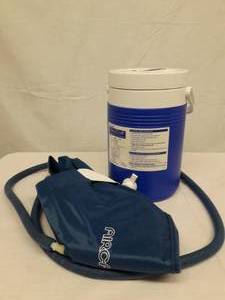 lot 49 image: MSRP $300 AIRCAST KNEE CRYOCUFF WCOOLER - Uninterrupted Focal Compression & Cooling Of Joint - Good Working Condition