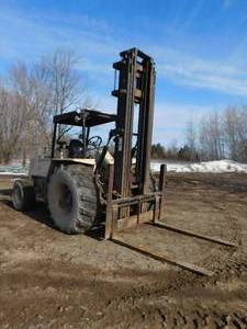lot 1 image: 2005 Ingersoll Rand RT708J 4WD Tractor Lift