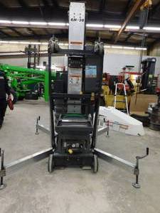 lot 19 image: 1995 JLG AM30 Personnel Lift