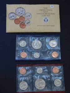 US Mint Uncirculated P and D Mint Coin Sets  1990, 1991, 1993, 1994, 1995 -  Five sets