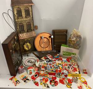 Vintage household items and vintage Valentines