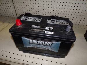lot 96 image: 12V Battery
