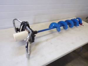 lot 114 image: 7 12v Ice Auger