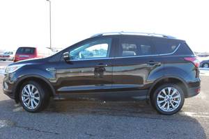 2017 Ford Escape Titanium - FULLY LOADED - 4X4