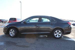 2013 Chevrolet Malibu - 2 OWNERS