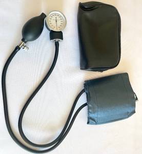 Manual Blood Pressure Gauge and Cuff