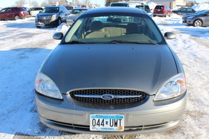 2001 Ford Taurus SE - Very Clean - Low Miles -