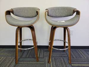 Set of 2 Curvini Counter Stool in Walnut Wood and Grey Fabric I