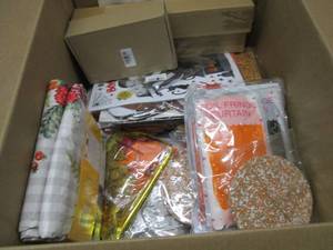 lot 23 image: Box of Halloween &Fall Dcor, Pill...