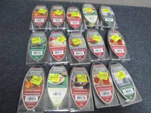 lot 50 image: 15 Yankee Candle Assorted Fragrance...
