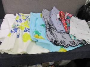 lot 58 image: 8 pr Assorted NWT Talbots Size 16P ...
