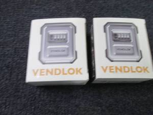 lot 121 image: 2 Vendloks...